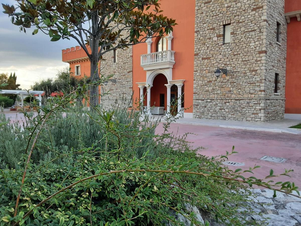 Hotel Castello Torre In Pietra Montefusco Exterior photo